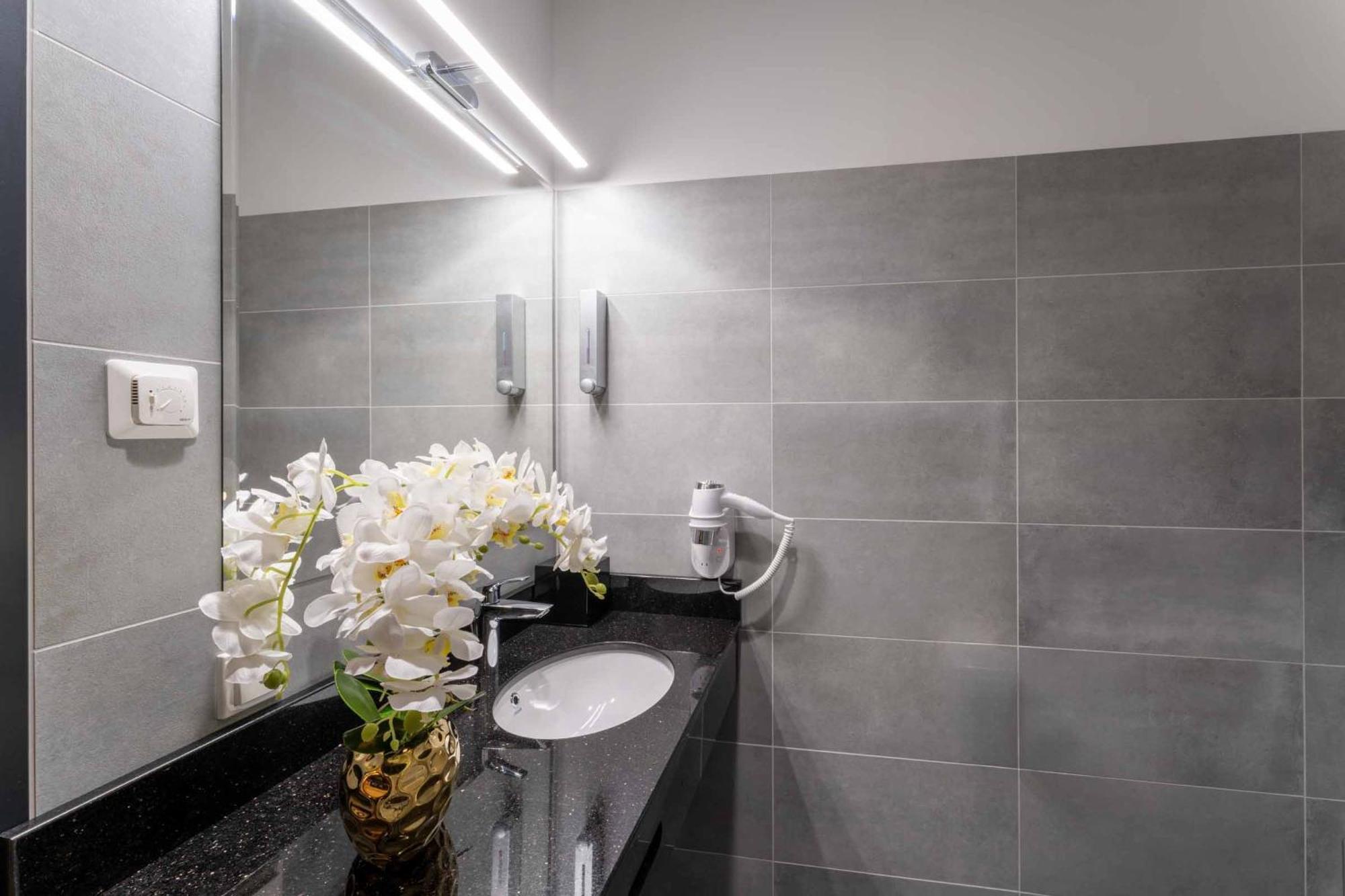 Plaza Residence Wiener Neustadt Luaran gambar